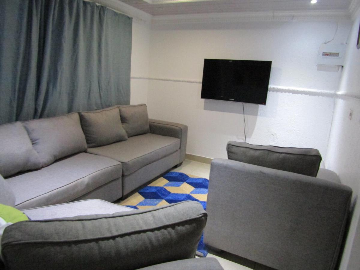 Phomolong Guest House 索韦托 外观 照片